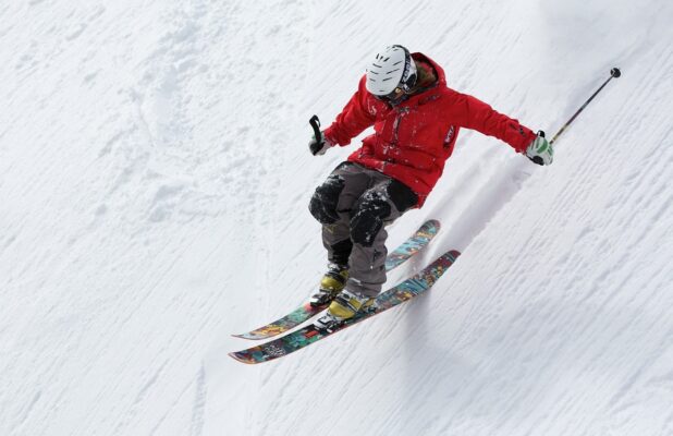 Co na ból kolana po nartach? Podpowiadamy jak radzić sobie z kontuzjami zimą!